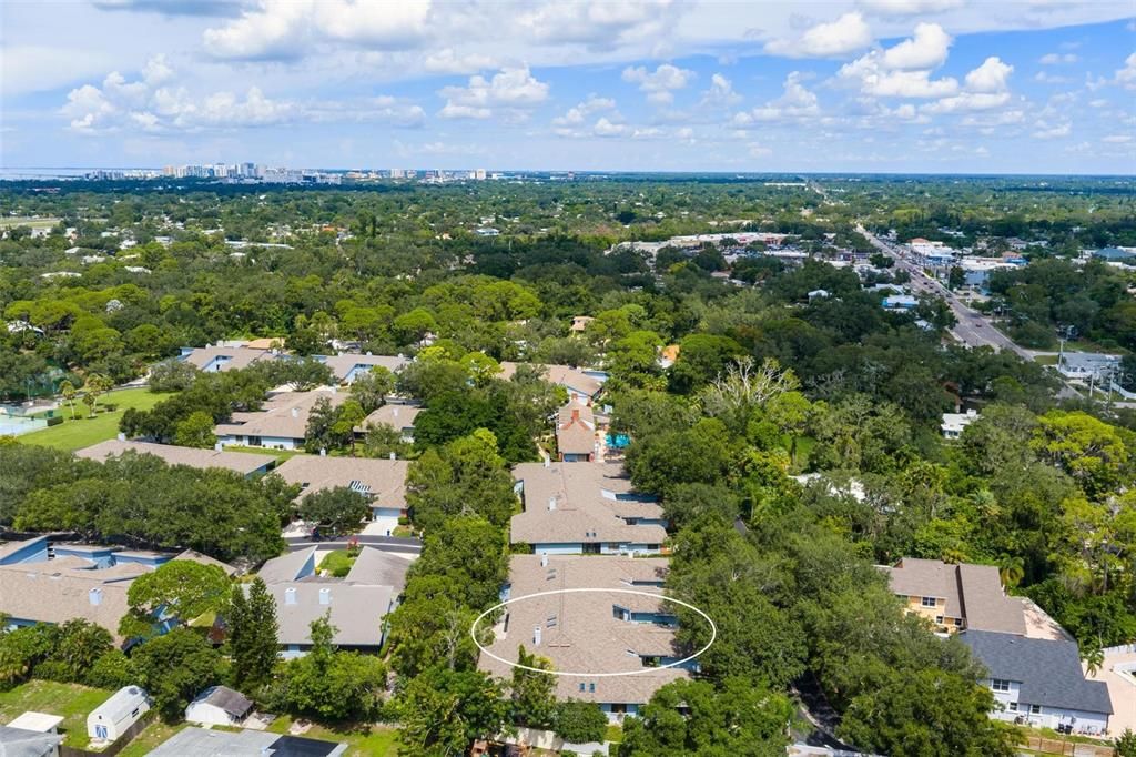 For Sale: $349,000 (2 beds, 2 baths, 1697 Square Feet)