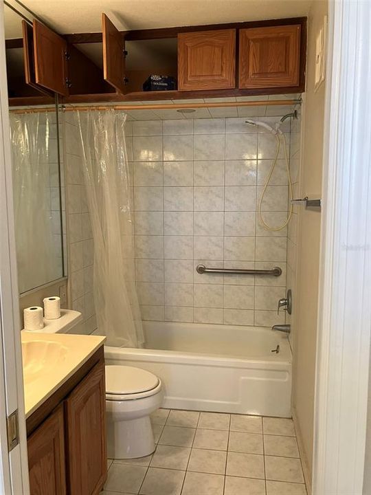 For Rent: $1,600 (2 beds, 1 baths, 1140 Square Feet)