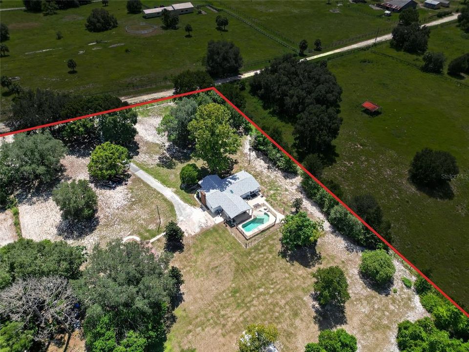 На продажу: $399,900 (3 спален, 2 ванн, 1904 Квадратных фут)