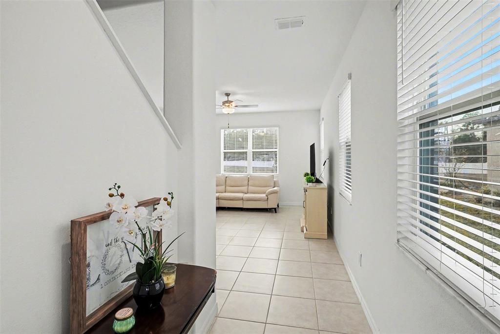 En Renta: $2,450 (3 camas, 2 baños, 1801 Pies cuadrados)