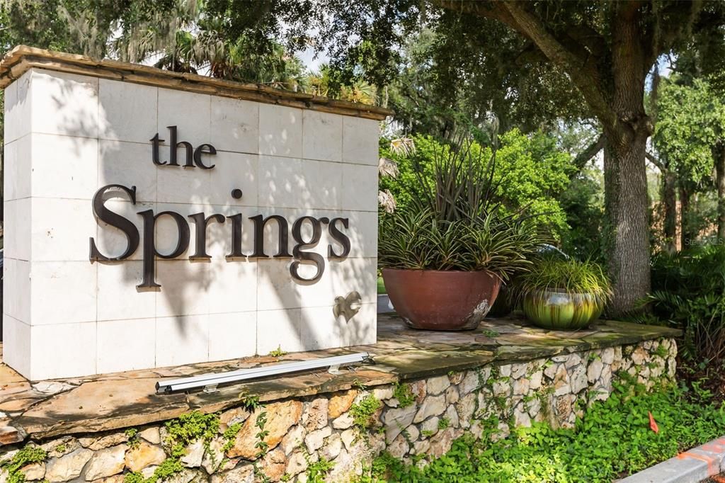 En Venta: $1,050,000 (4 camas, 2 baños, 2884 Pies cuadrados)