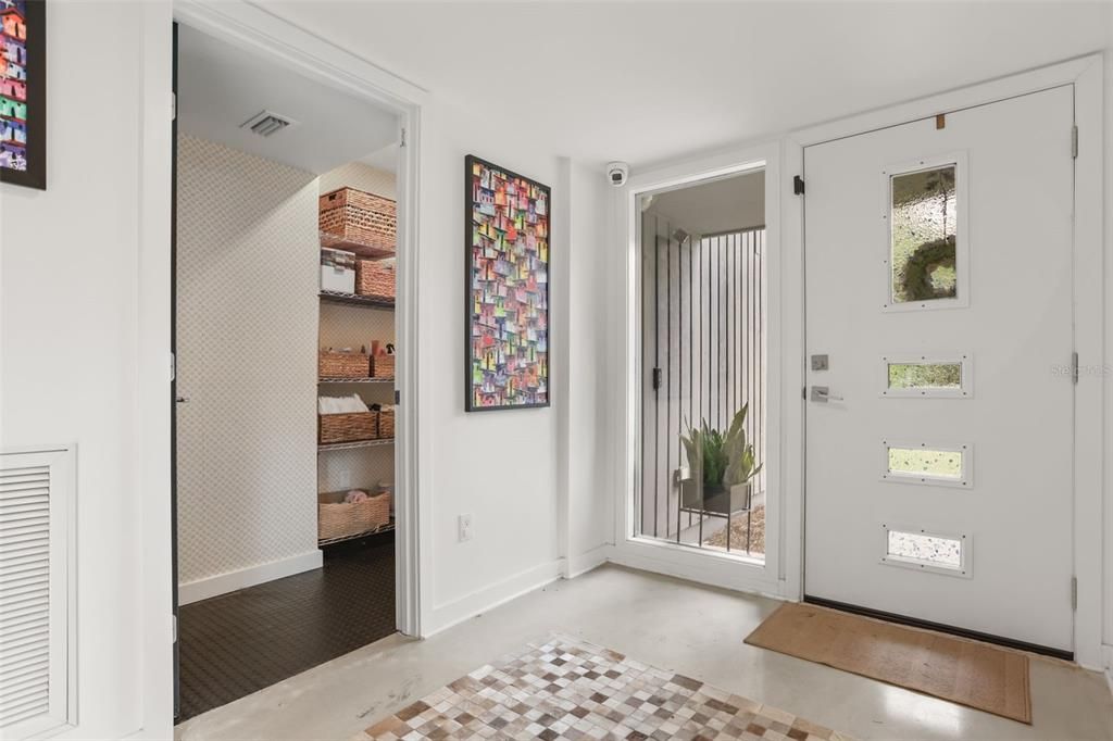 En Venta: $1,050,000 (4 camas, 2 baños, 2884 Pies cuadrados)
