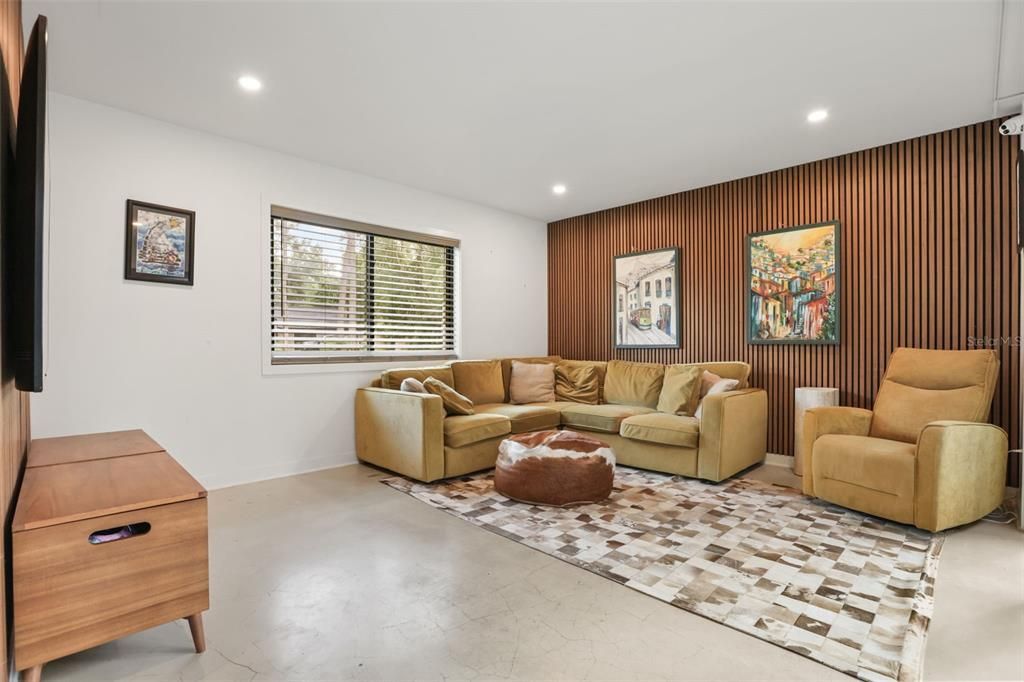En Venta: $1,050,000 (4 camas, 2 baños, 2884 Pies cuadrados)