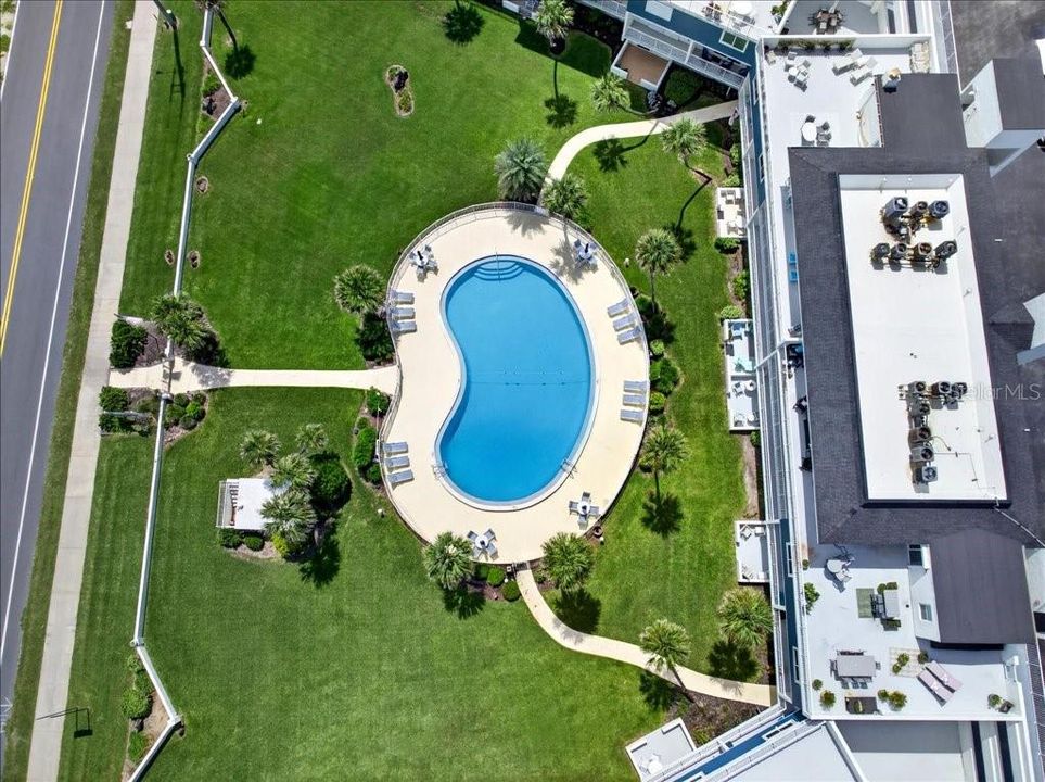На продажу: $380,000 (2 спален, 2 ванн, 1107 Квадратных фут)