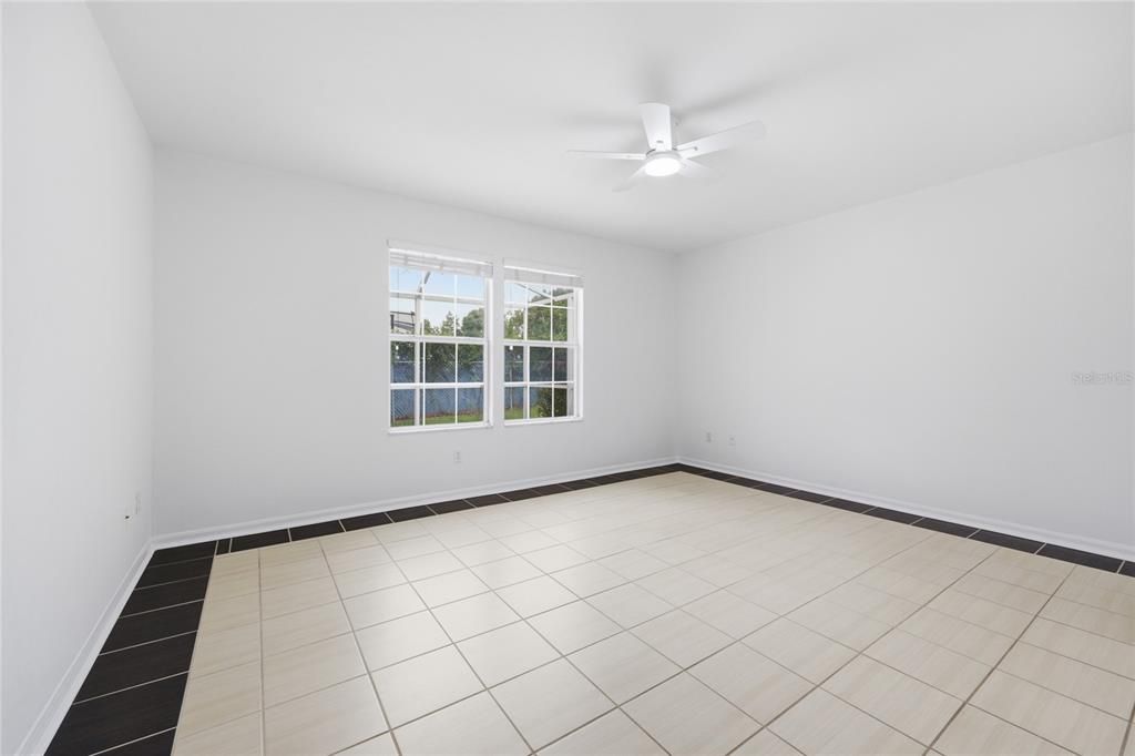En Venta: $294,500 (3 camas, 2 baños, 1444 Pies cuadrados)
