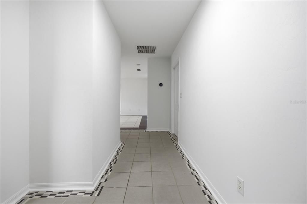 En Venta: $294,500 (3 camas, 2 baños, 1444 Pies cuadrados)