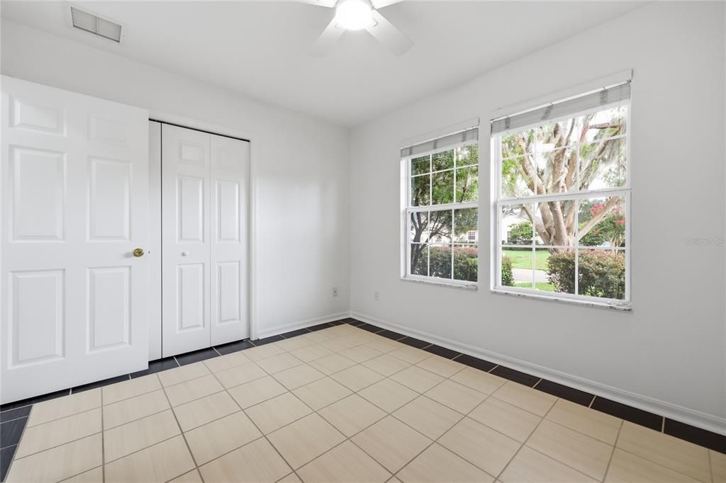 En Venta: $294,500 (3 camas, 2 baños, 1444 Pies cuadrados)