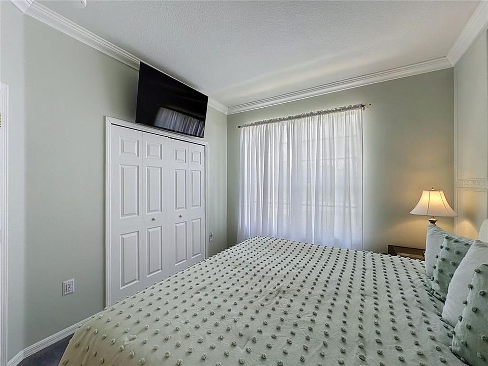 For Sale: $359,000 (4 beds, 3 baths, 1542 Square Feet)