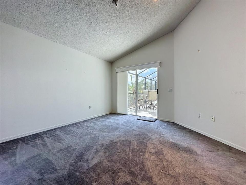 For Sale: $359,000 (4 beds, 3 baths, 1542 Square Feet)