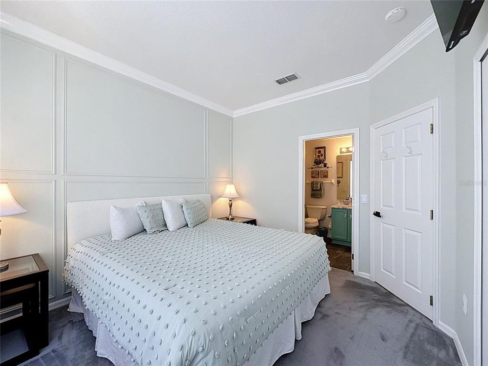 For Sale: $359,000 (4 beds, 3 baths, 1542 Square Feet)