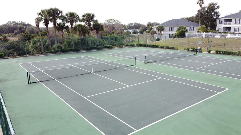 For Sale: $359,000 (4 beds, 3 baths, 1542 Square Feet)