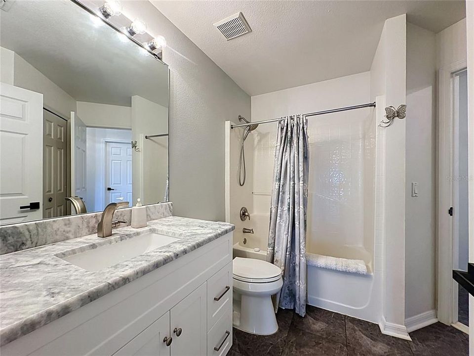 For Sale: $359,000 (4 beds, 3 baths, 1542 Square Feet)