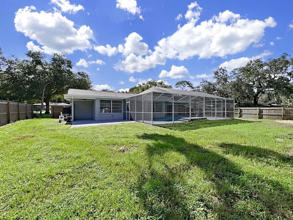For Sale: $300,000 (3 beds, 2 baths, 1410 Square Feet)