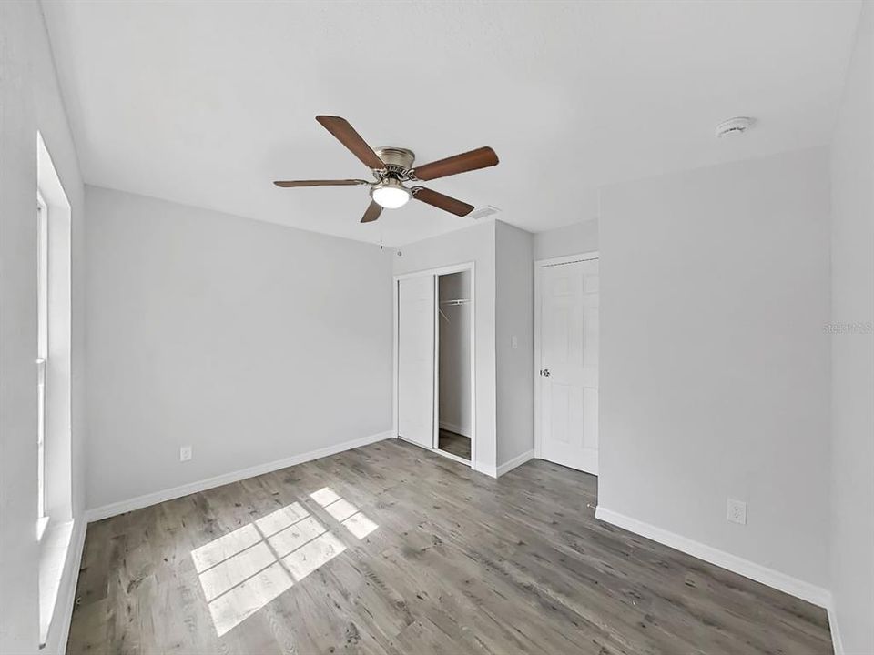 For Sale: $300,000 (3 beds, 2 baths, 1410 Square Feet)