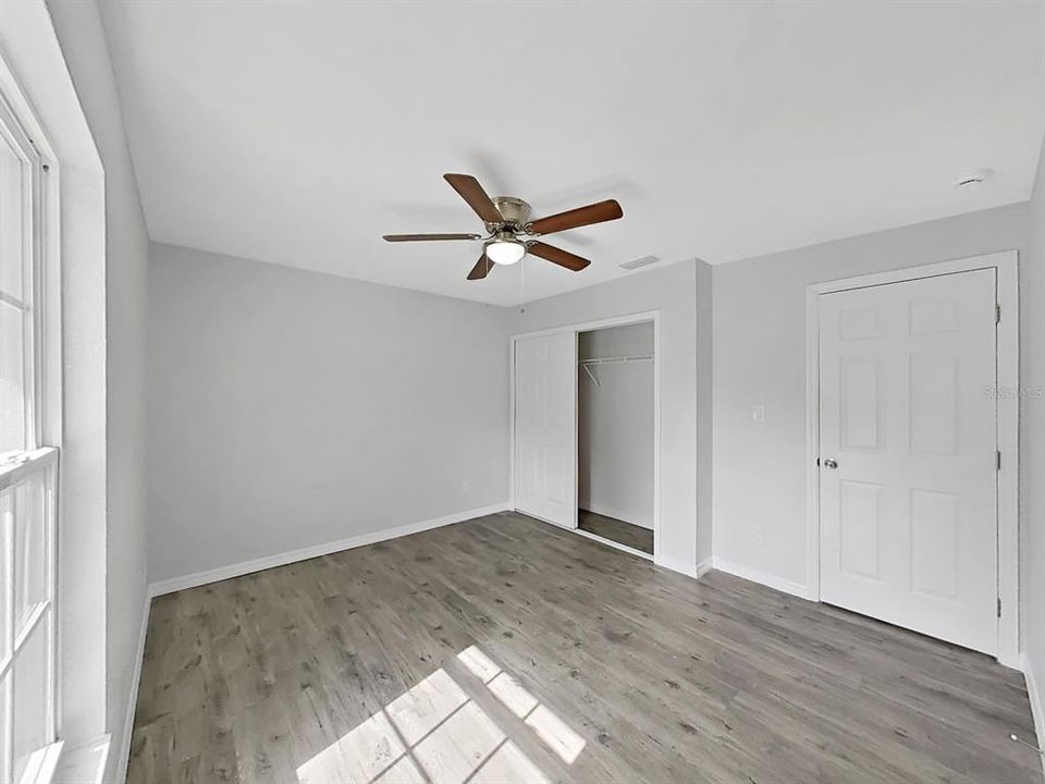 For Sale: $300,000 (3 beds, 2 baths, 1410 Square Feet)