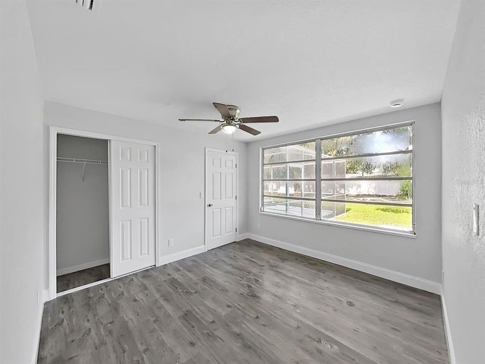 For Sale: $300,000 (3 beds, 2 baths, 1410 Square Feet)