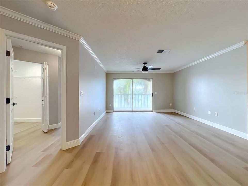 For Sale: $239,900 (3 beds, 2 baths, 1180 Square Feet)
