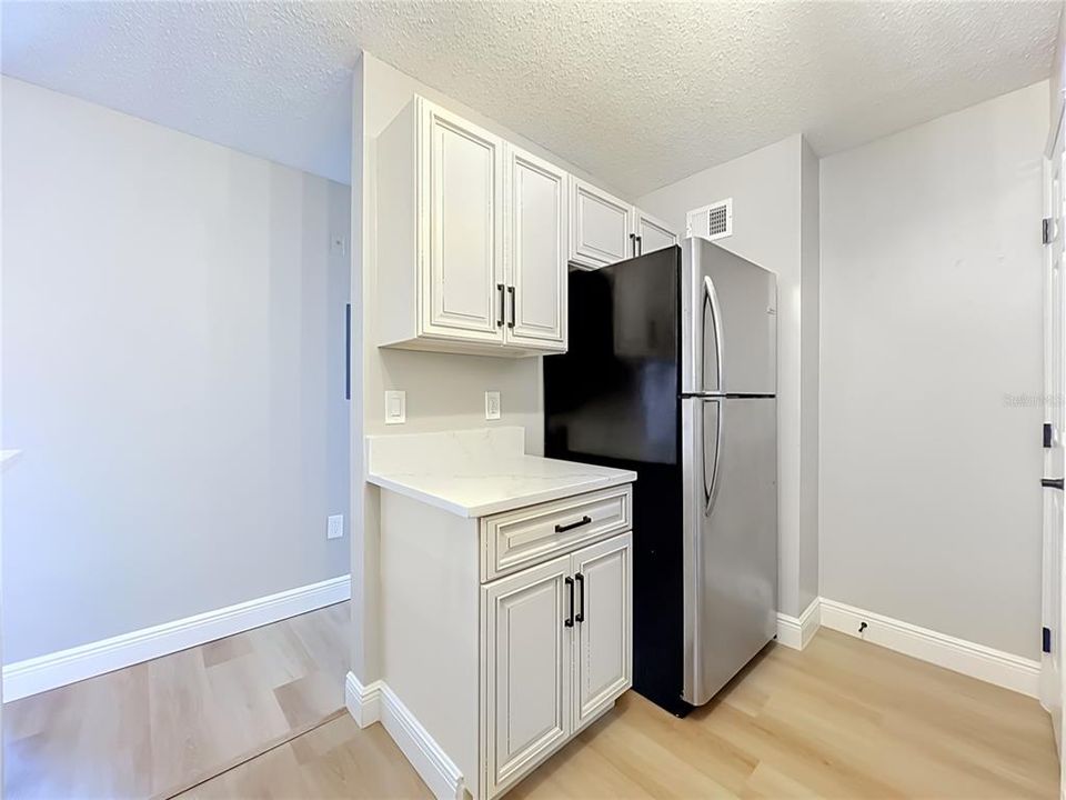 For Sale: $239,900 (3 beds, 2 baths, 1180 Square Feet)