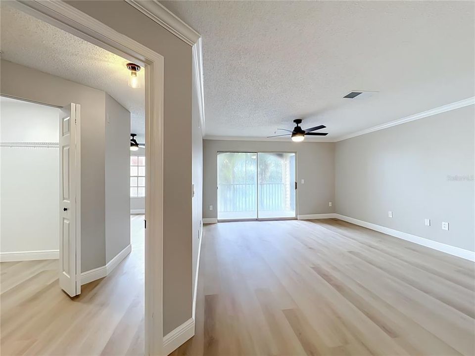 For Sale: $239,900 (3 beds, 2 baths, 1180 Square Feet)