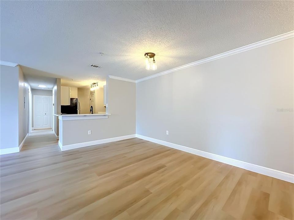 For Sale: $239,900 (3 beds, 2 baths, 1180 Square Feet)