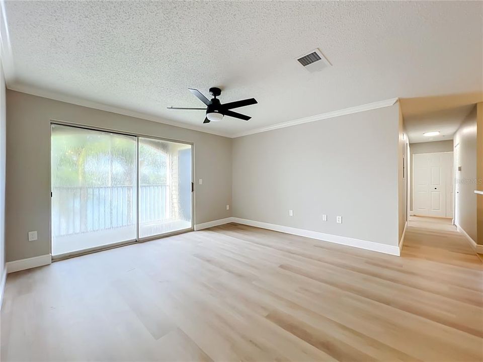 For Sale: $239,900 (3 beds, 2 baths, 1180 Square Feet)