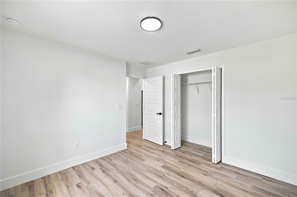 For Sale: $284,900 (3 beds, 2 baths, 1468 Square Feet)