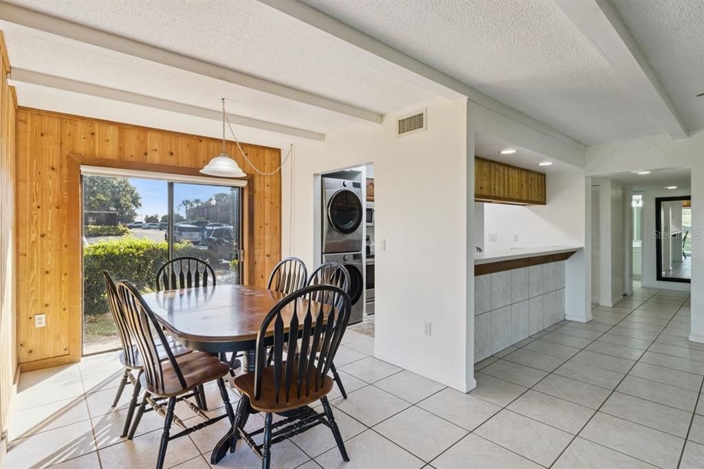 For Sale: $99,000 (2 beds, 2 baths, 1120 Square Feet)