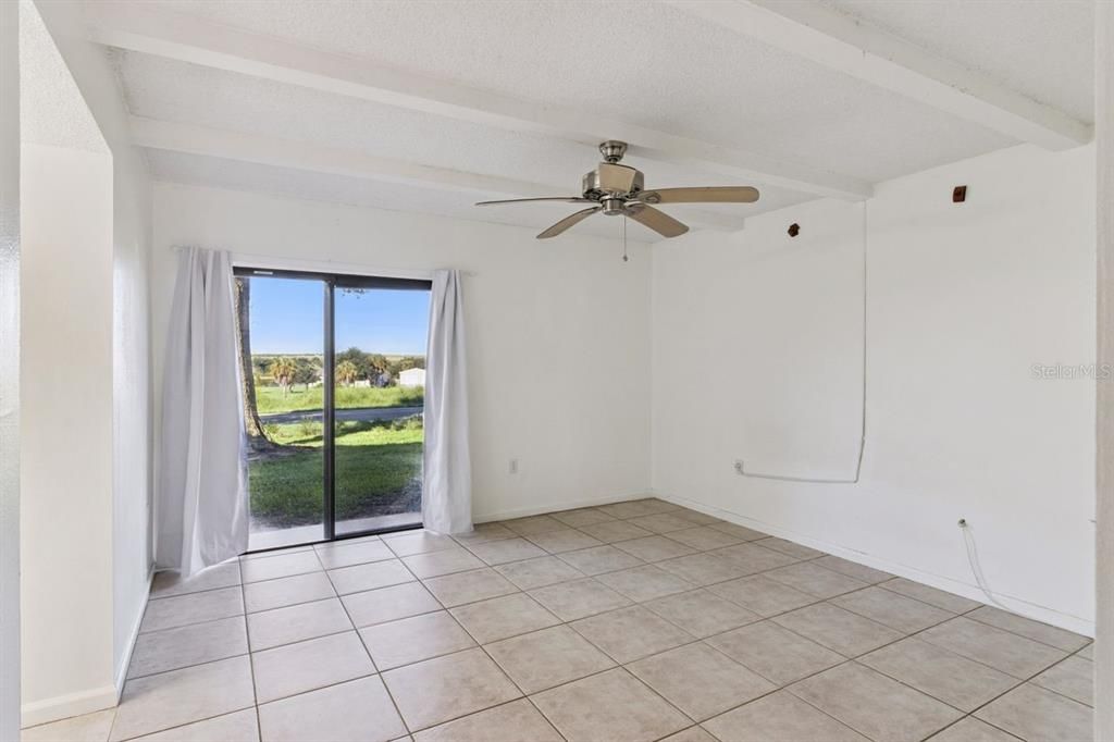 For Sale: $99,000 (2 beds, 2 baths, 1120 Square Feet)
