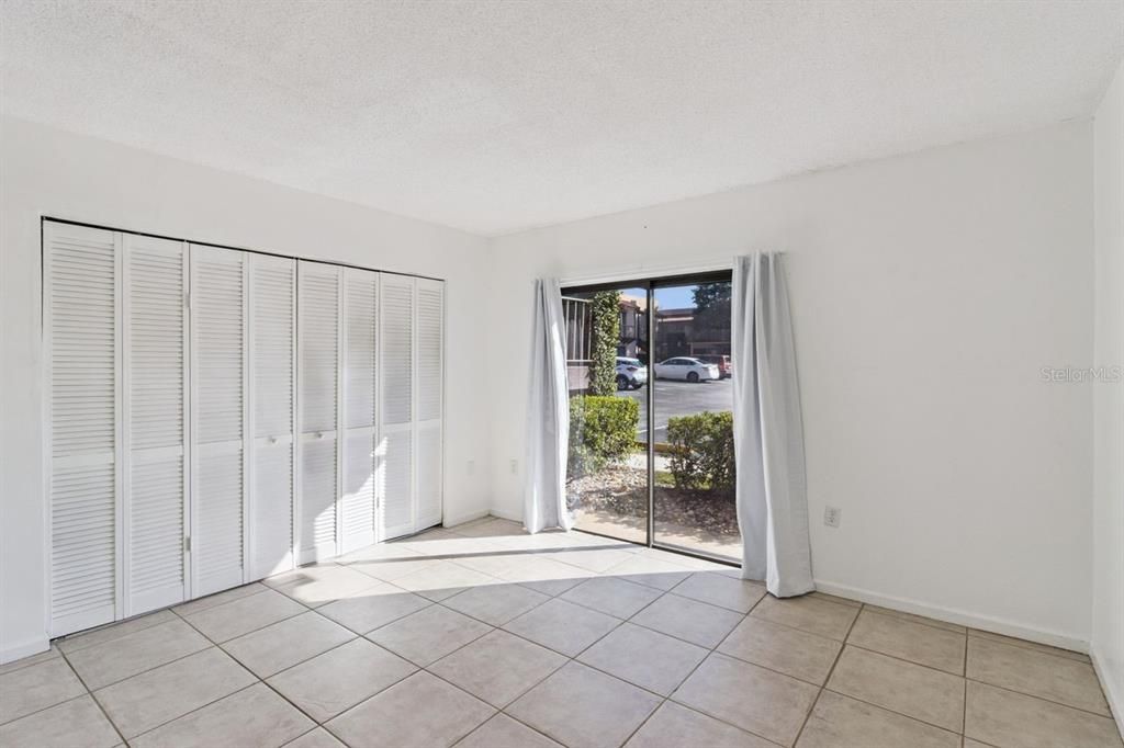 For Sale: $99,000 (2 beds, 2 baths, 1120 Square Feet)
