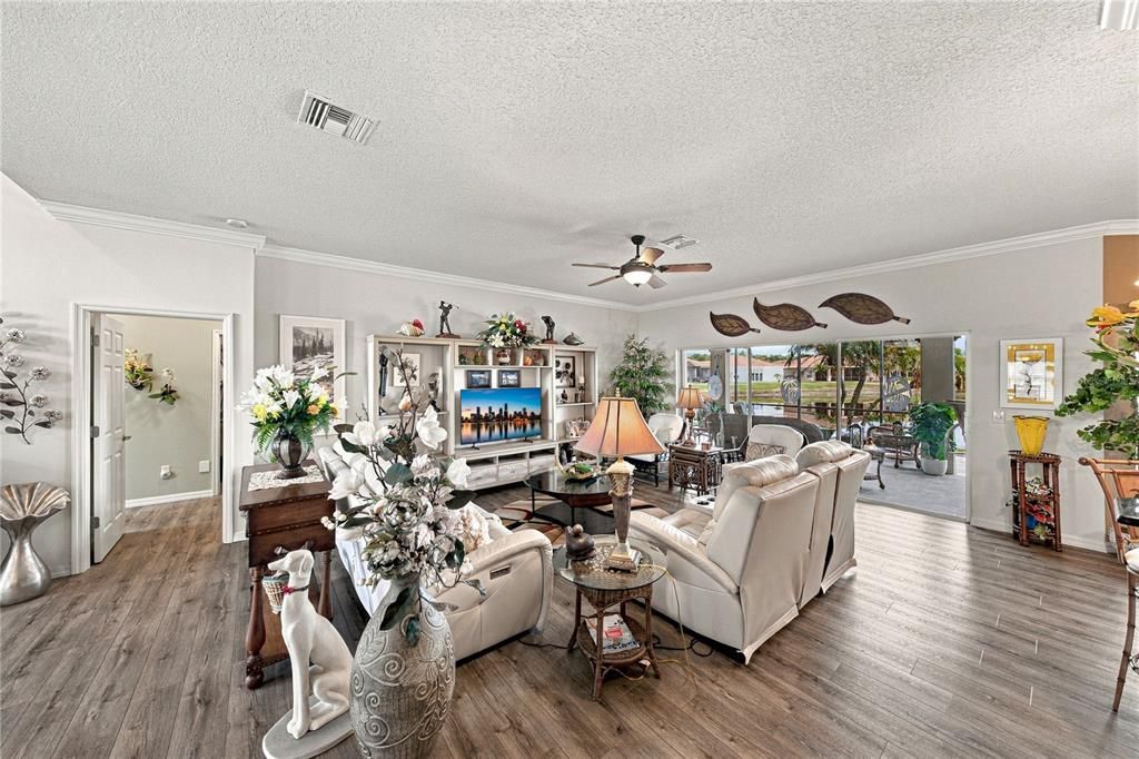 For Sale: $449,000 (3 beds, 2 baths, 2229 Square Feet)