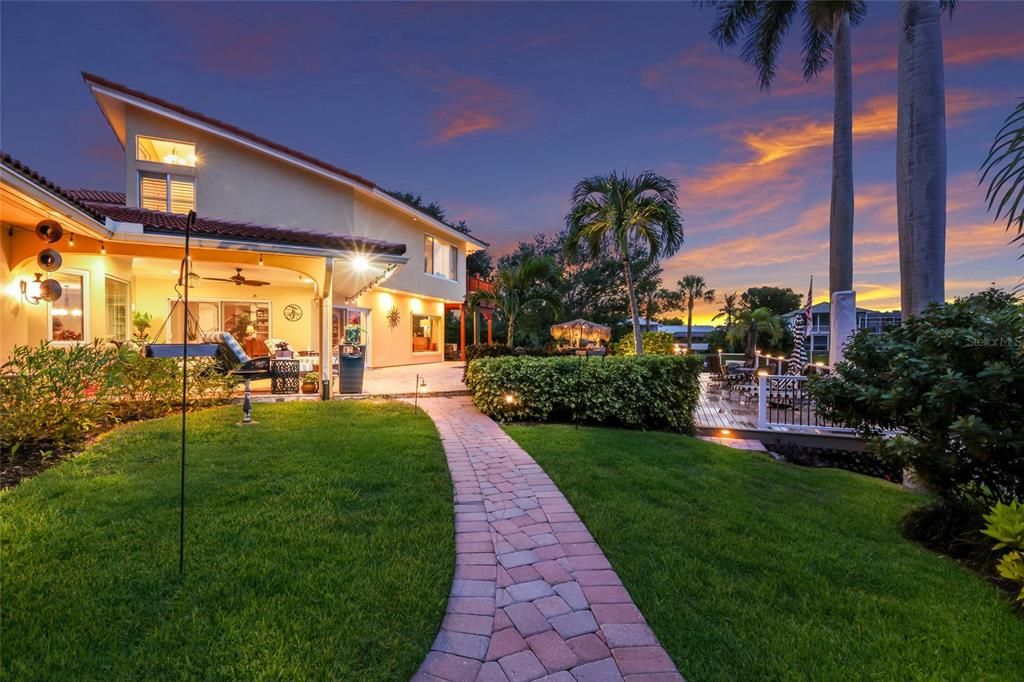 En Venta: $2,490,000 (4 camas, 4 baños, 4307 Pies cuadrados)