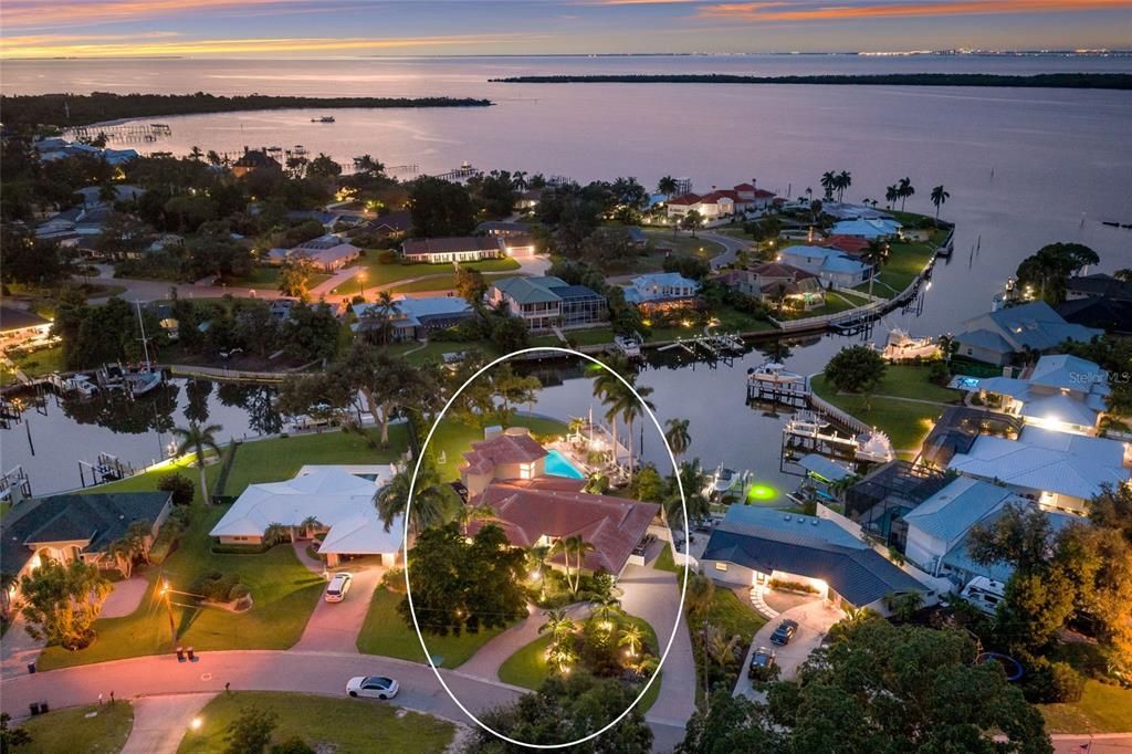 En Venta: $2,490,000 (4 camas, 4 baños, 4307 Pies cuadrados)