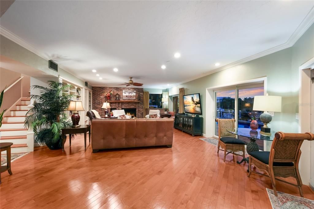 En Venta: $2,490,000 (4 camas, 4 baños, 4307 Pies cuadrados)