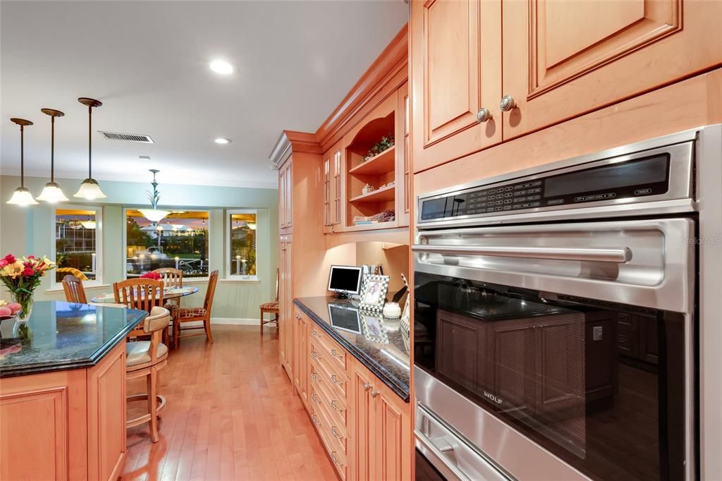 En Venta: $2,490,000 (4 camas, 4 baños, 4307 Pies cuadrados)