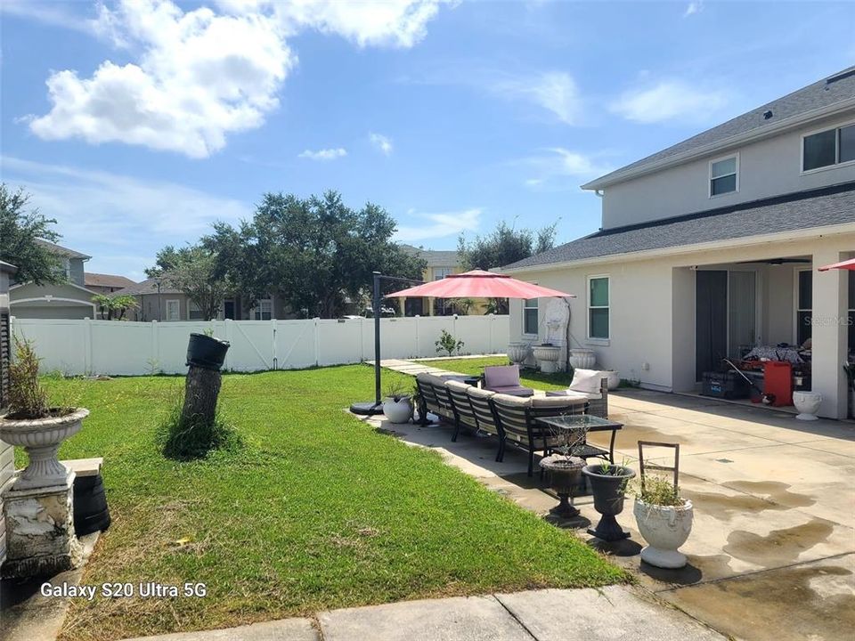For Sale: $690,900 (7 beds, 4 baths, 4133 Square Feet)