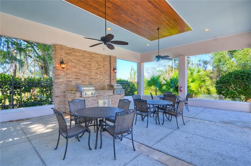 For Sale: $599,000 (3 beds, 2 baths, 2421 Square Feet)