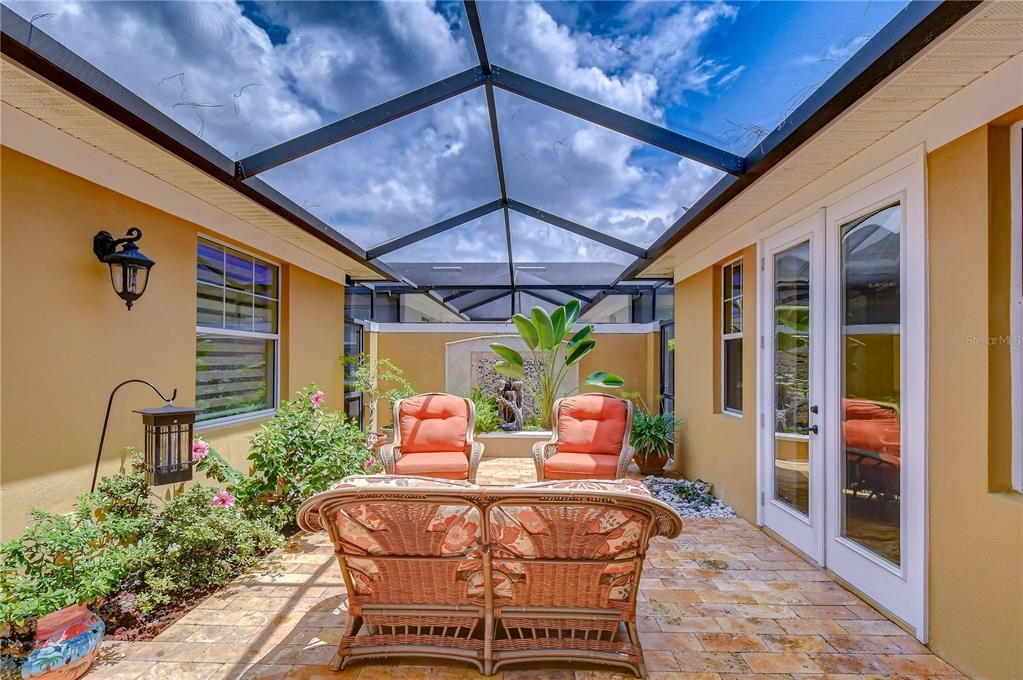 For Sale: $599,000 (3 beds, 2 baths, 2421 Square Feet)