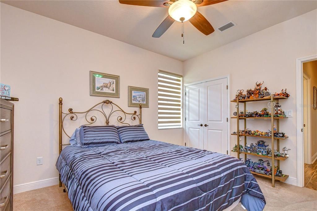 For Sale: $599,000 (3 beds, 2 baths, 2421 Square Feet)
