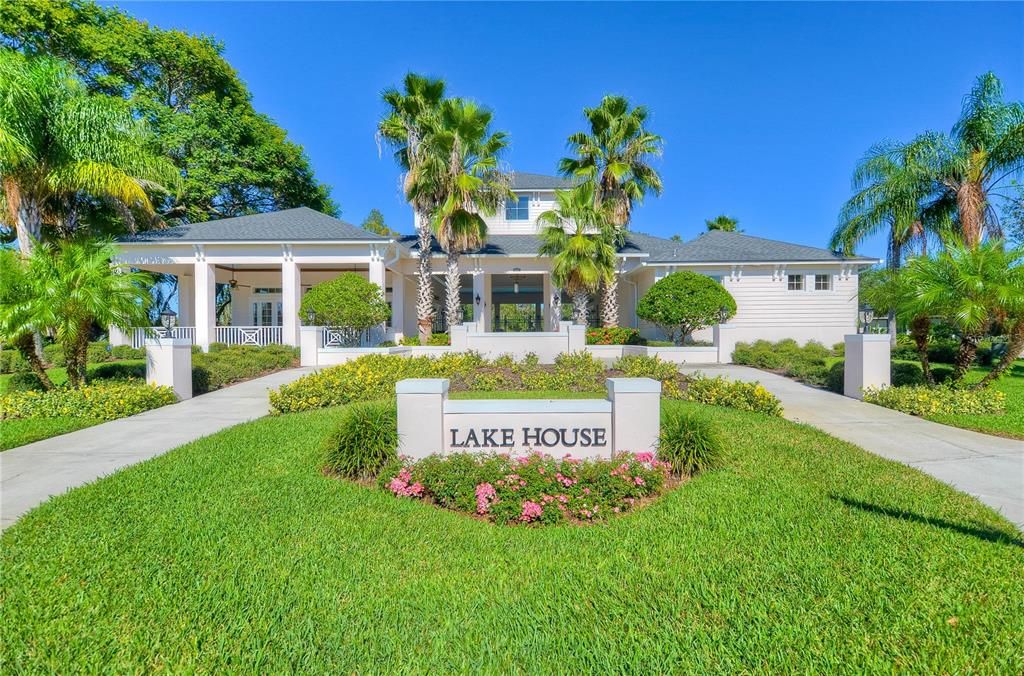 For Sale: $599,000 (3 beds, 2 baths, 2421 Square Feet)