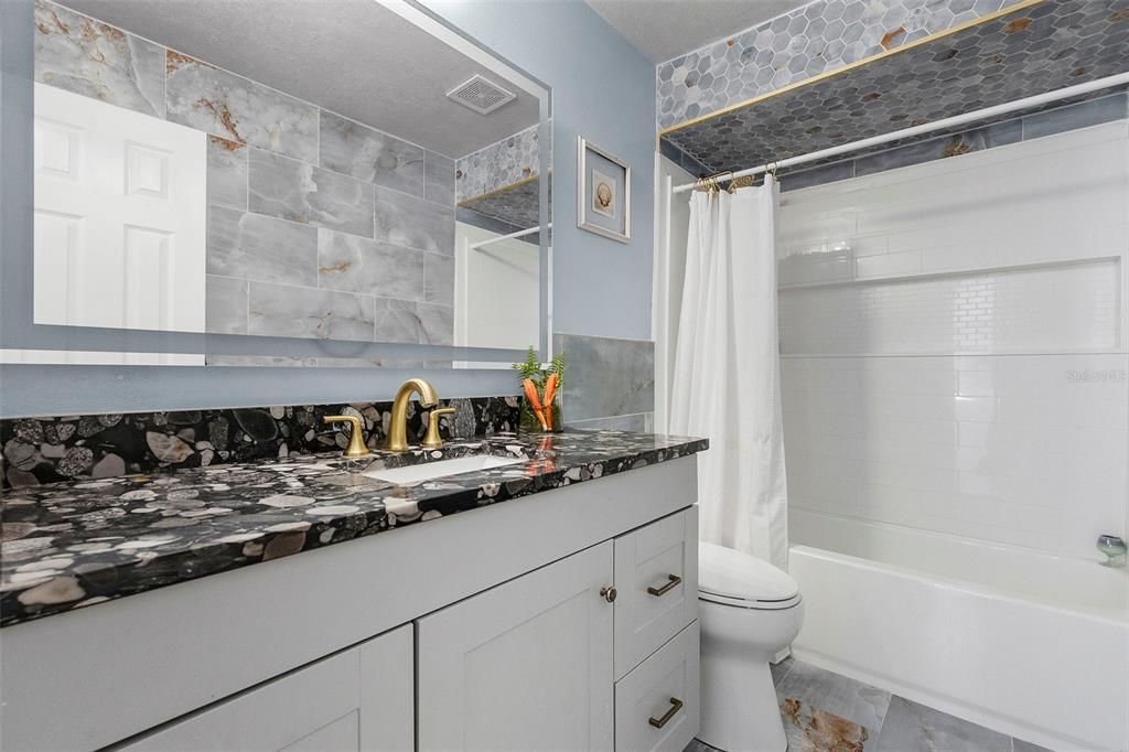 En Venta: $299,000 (3 camas, 1 baños, 1016 Pies cuadrados)