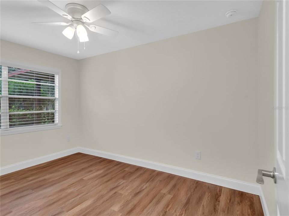 For Sale: $749,500 (3 beds, 1 baths, 1192 Square Feet)