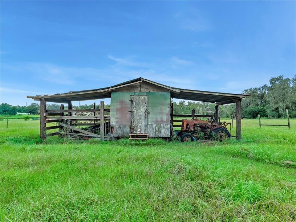 For Sale: $749,500 (3 beds, 1 baths, 1192 Square Feet)