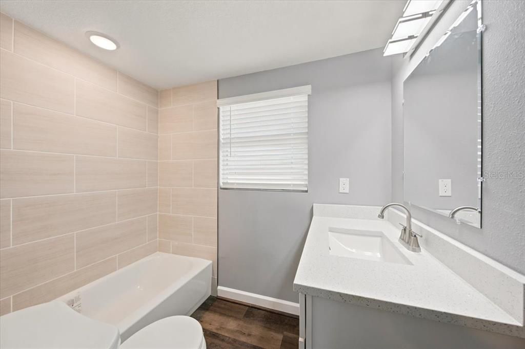 For Sale: $349,900 (4 beds, 2 baths, 1385 Square Feet)