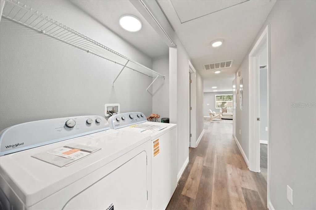 For Sale: $349,900 (4 beds, 2 baths, 1385 Square Feet)