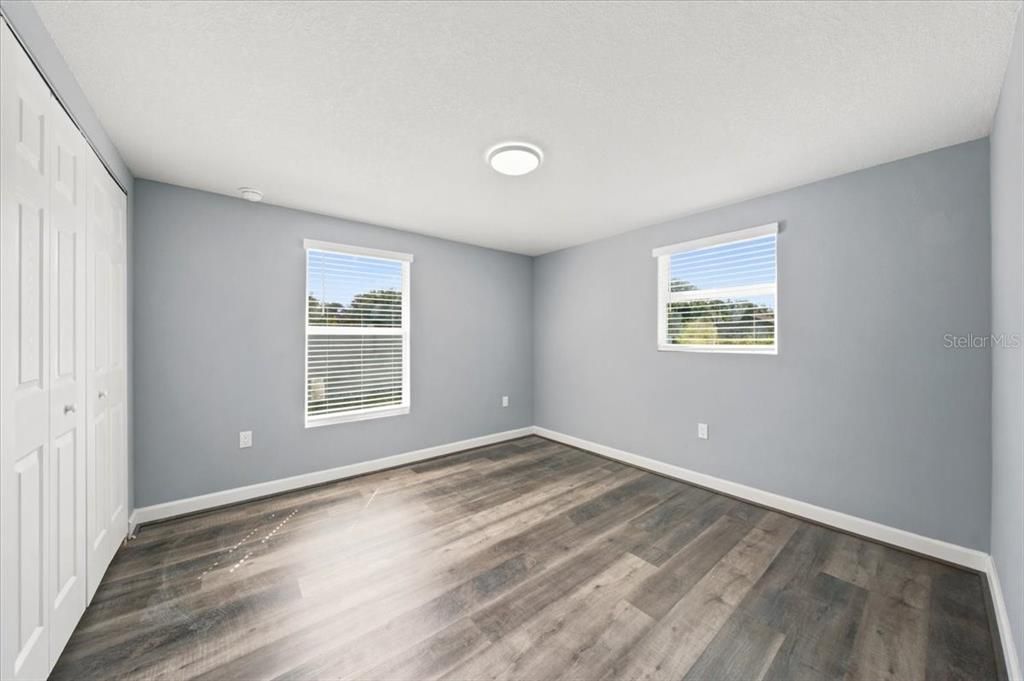 For Sale: $349,900 (4 beds, 2 baths, 1385 Square Feet)