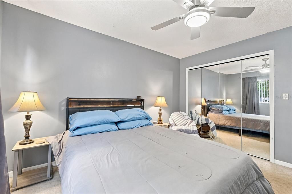 En Venta: $499,900 (4 camas, 2 baños, 1910 Pies cuadrados)