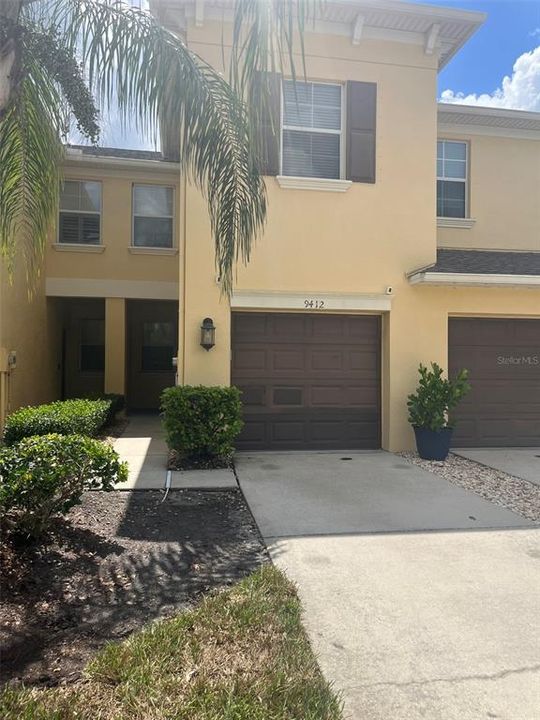 For Sale: $340,000 (3 beds, 2 baths, 2010 Square Feet)
