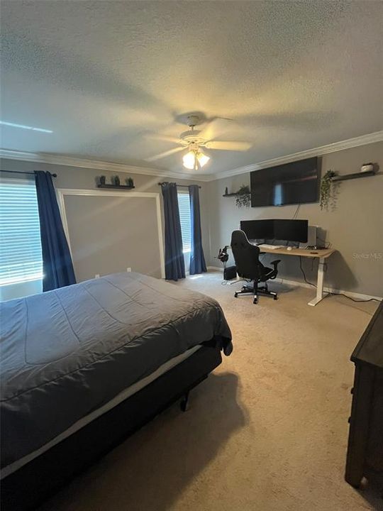 For Sale: $340,000 (3 beds, 2 baths, 2010 Square Feet)