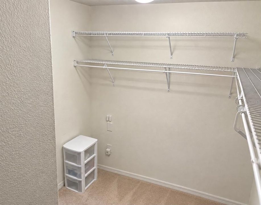 For Sale: $325,000 (3 beds, 2 baths, 2010 Square Feet)