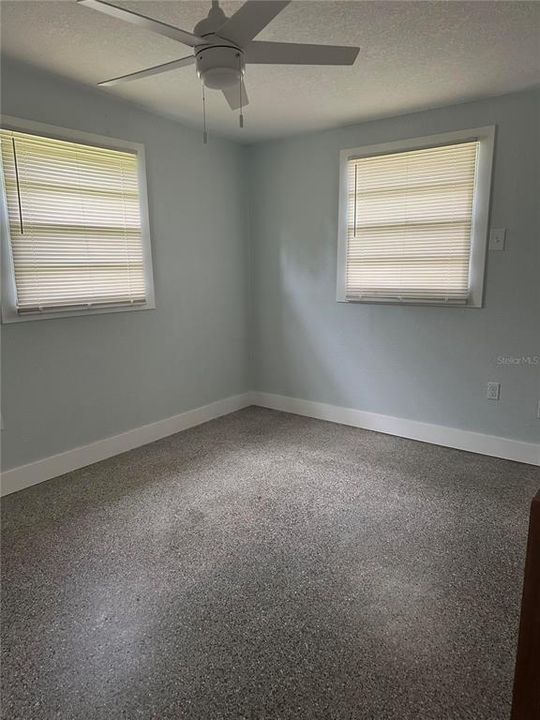 For Rent: $1,900 (3 beds, 1 baths, 840 Square Feet)